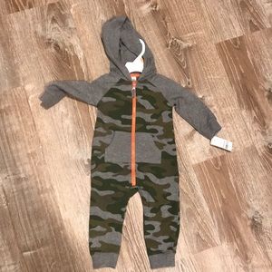 Carter’s 12-month long sleeved one piece